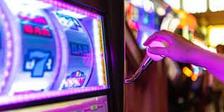 77bdapk VIP Club member area connected with sports and casino-style entertainment